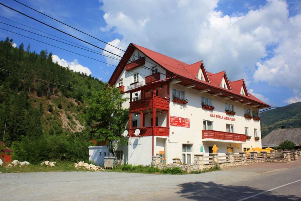 Pensiunea Perla Ariesului Albac Exterior photo